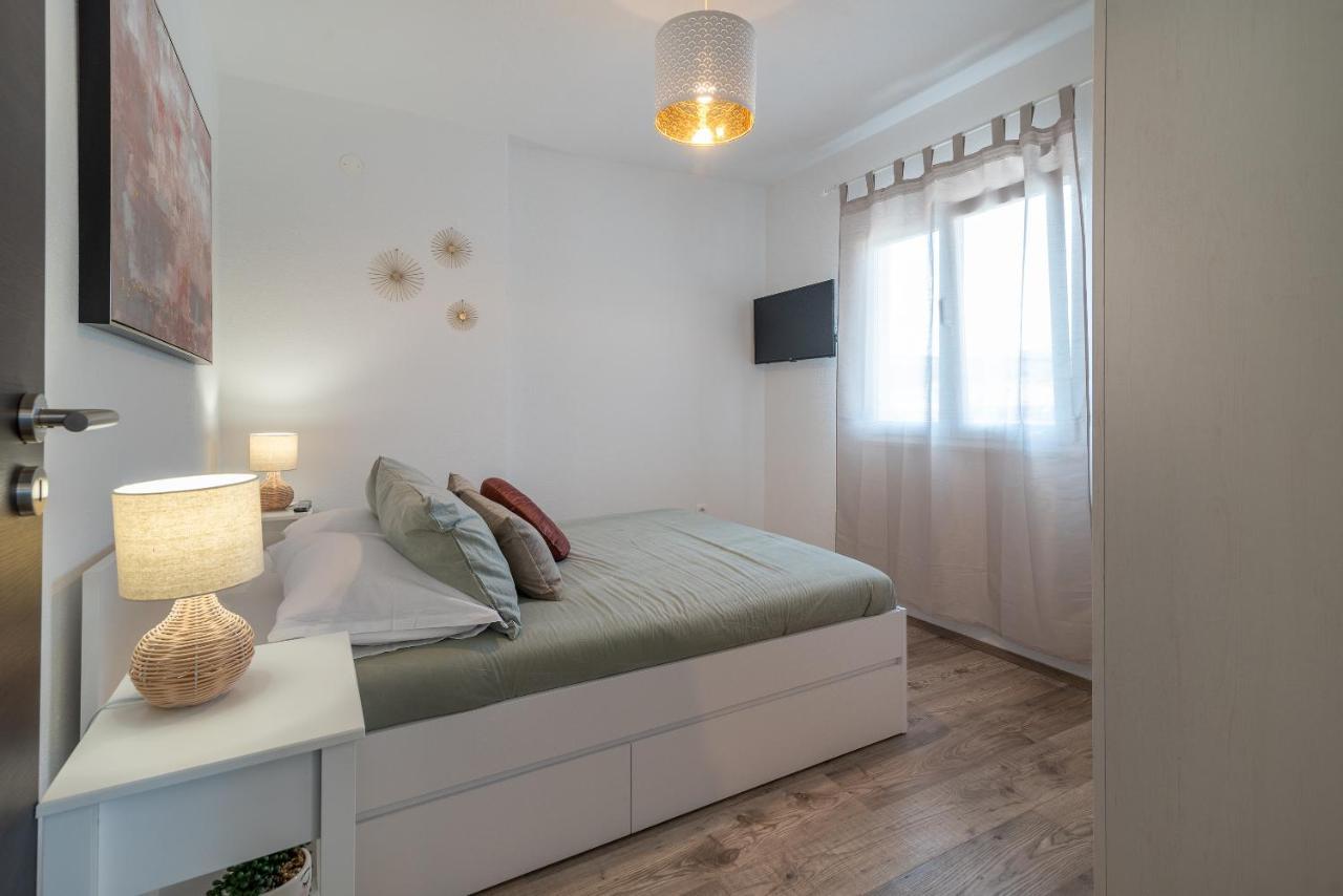 Beach Apartman Marela Slatine Zewnętrze zdjęcie