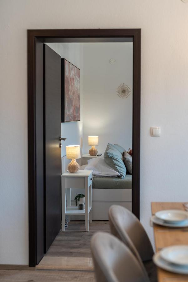 Beach Apartman Marela Slatine Zewnętrze zdjęcie