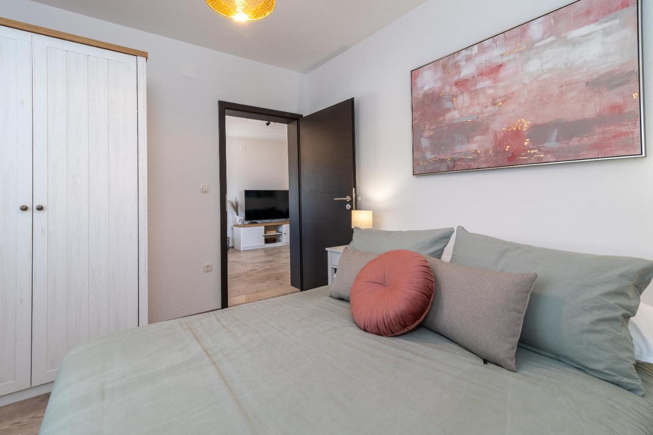 Beach Apartman Marela Slatine Zewnętrze zdjęcie